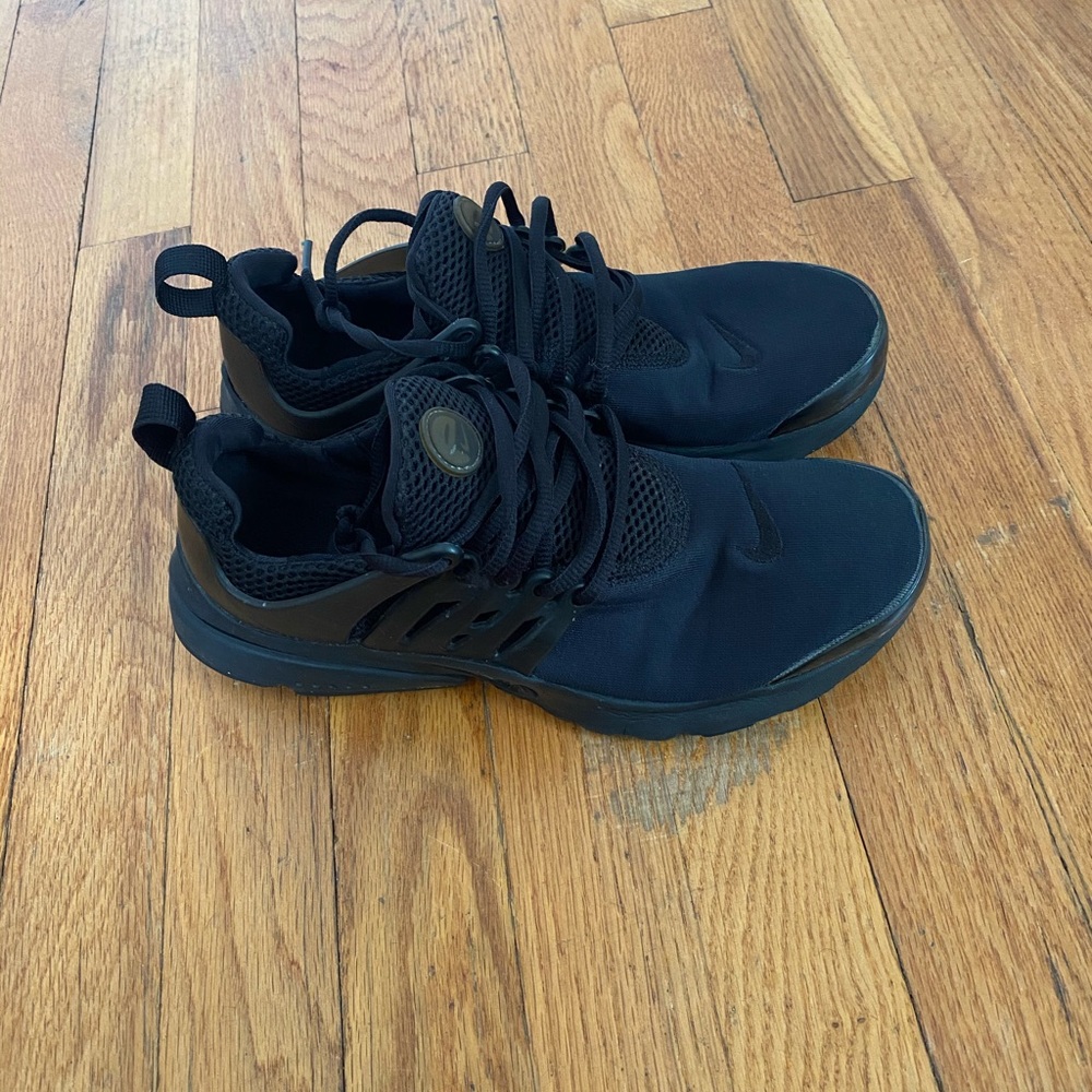 Black nike prestos